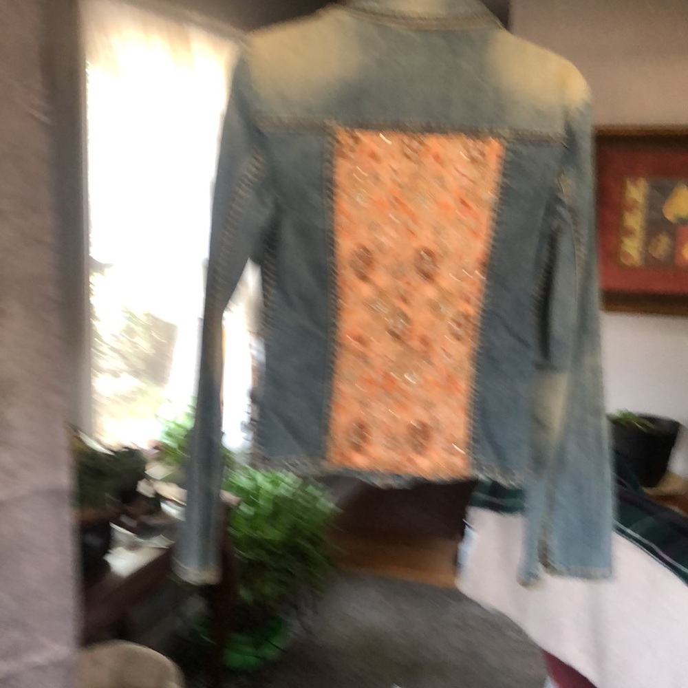 Jean jacket - Picture 3 of 4